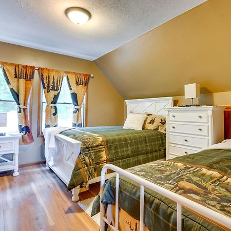 Howard Cabin Rental About 3 Mi To Apple Valley Lake! Mount Vernon Exterior photo