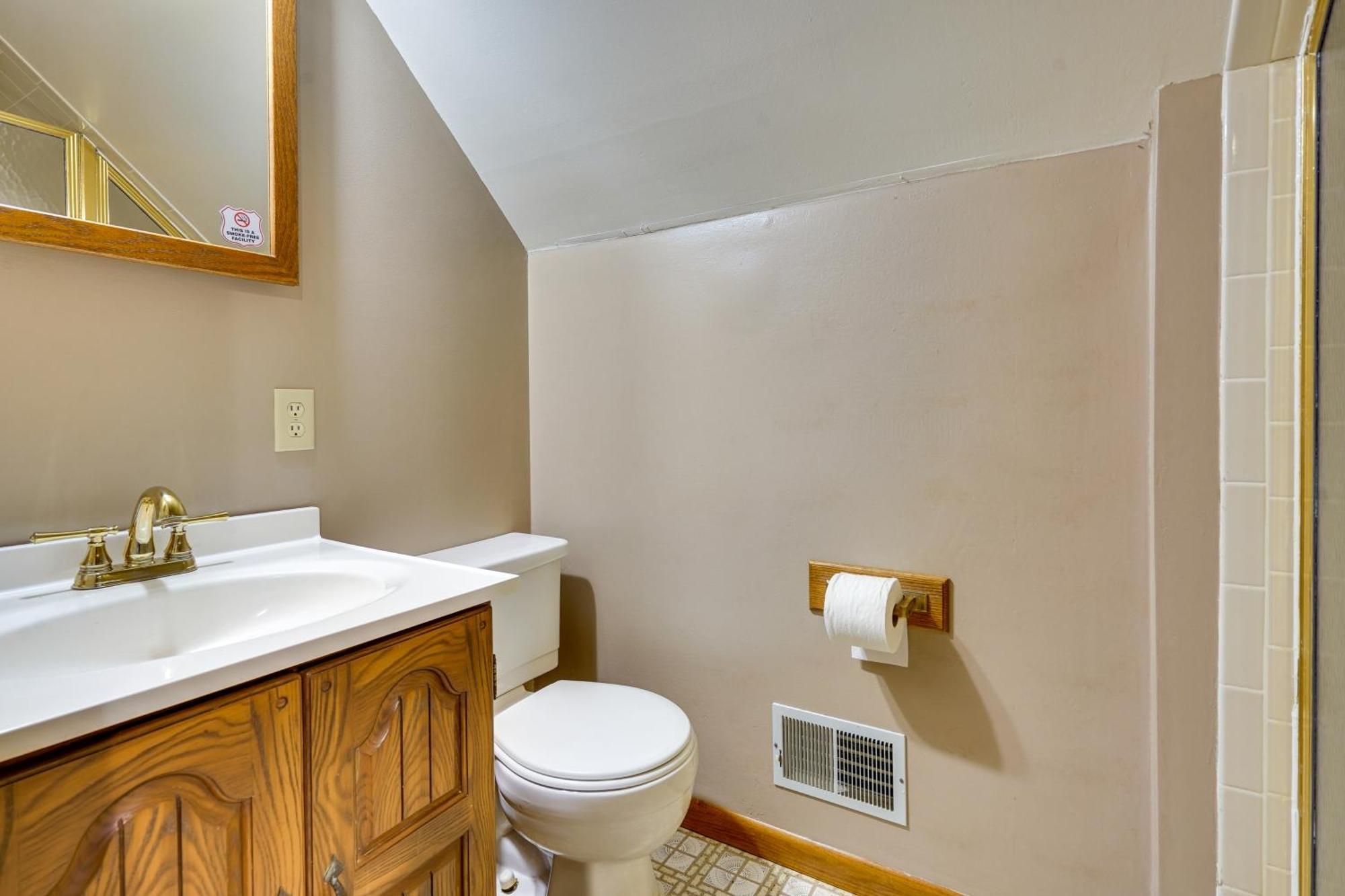 Howard Cabin Rental About 3 Mi To Apple Valley Lake! Mount Vernon Exterior photo