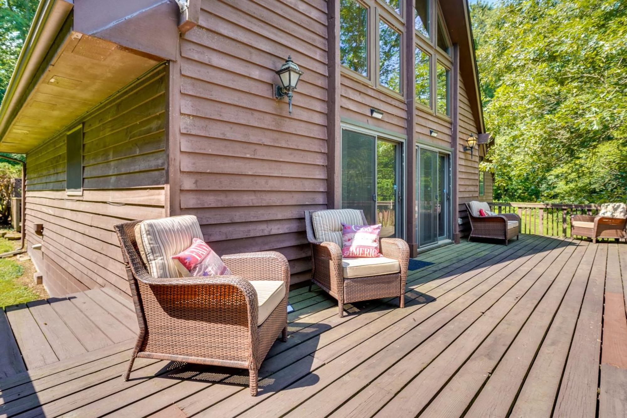 Howard Cabin Rental About 3 Mi To Apple Valley Lake! Mount Vernon Exterior photo